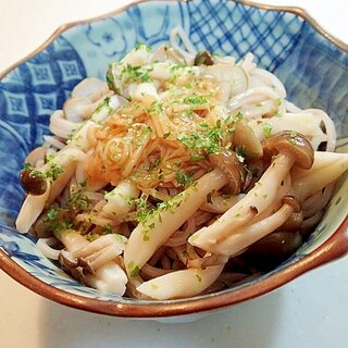 しめじとなめたけと青のりのお蕎麦（冷）